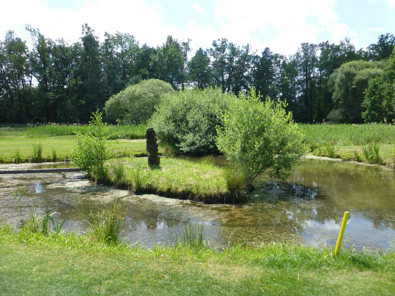 040. Tschechien – Hluboka mit viel Wasser